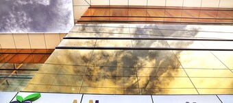 Goldberry Suites & Hotel Mactan