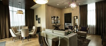 Goldberry Suites & Hotel Mactan