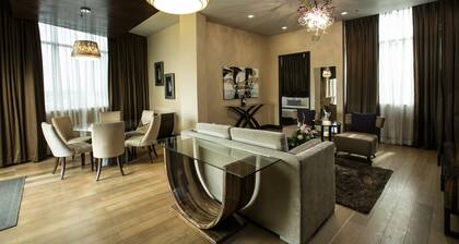 Goldberry Suites & Hotel Mactan