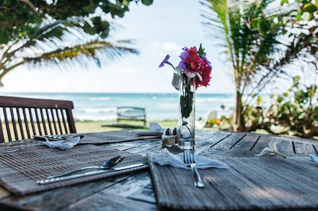 Outdoor dining. Ocean Spray Apartments