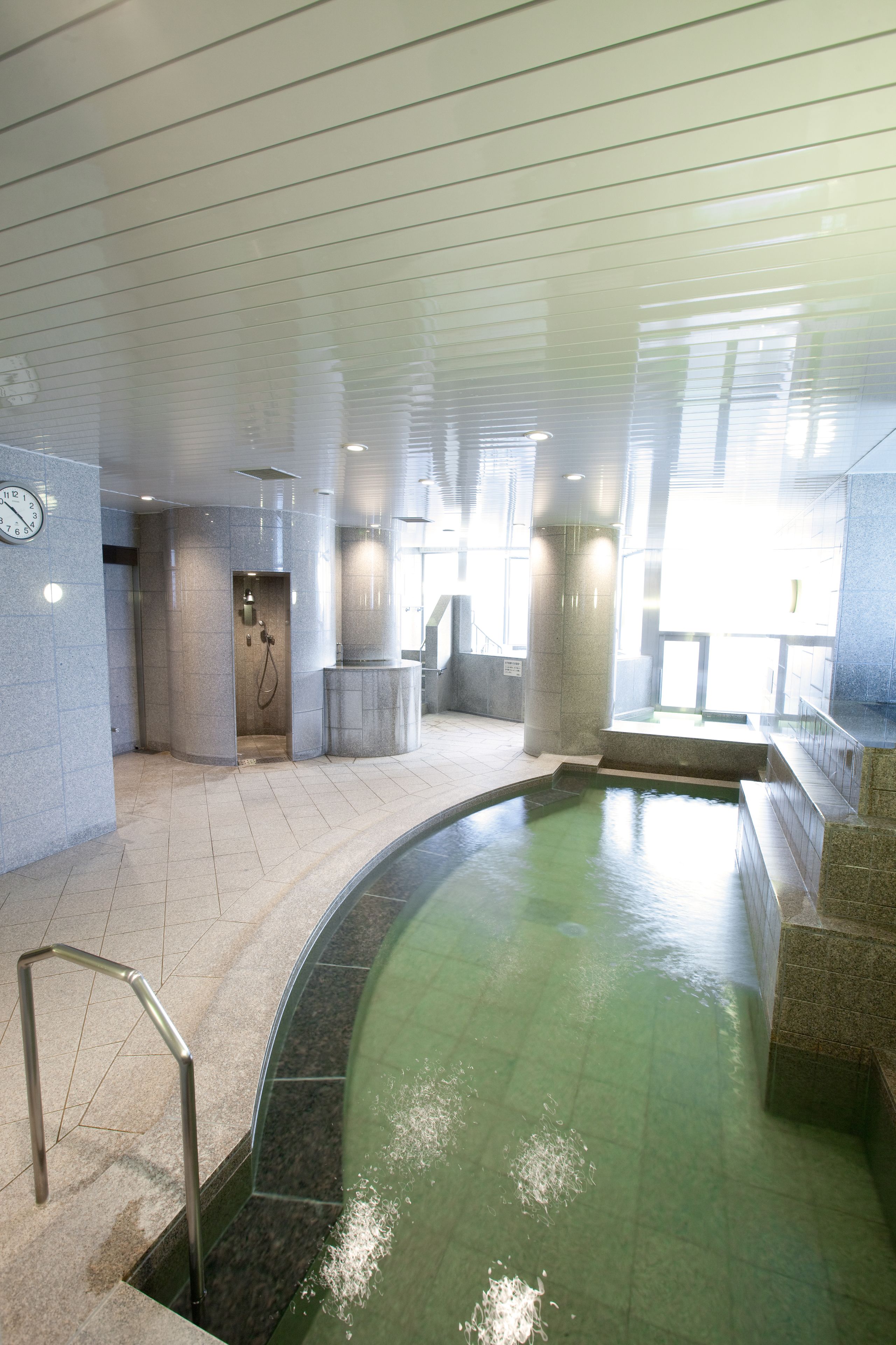 sauna, hot springs/mineral springs, body treatments, massages