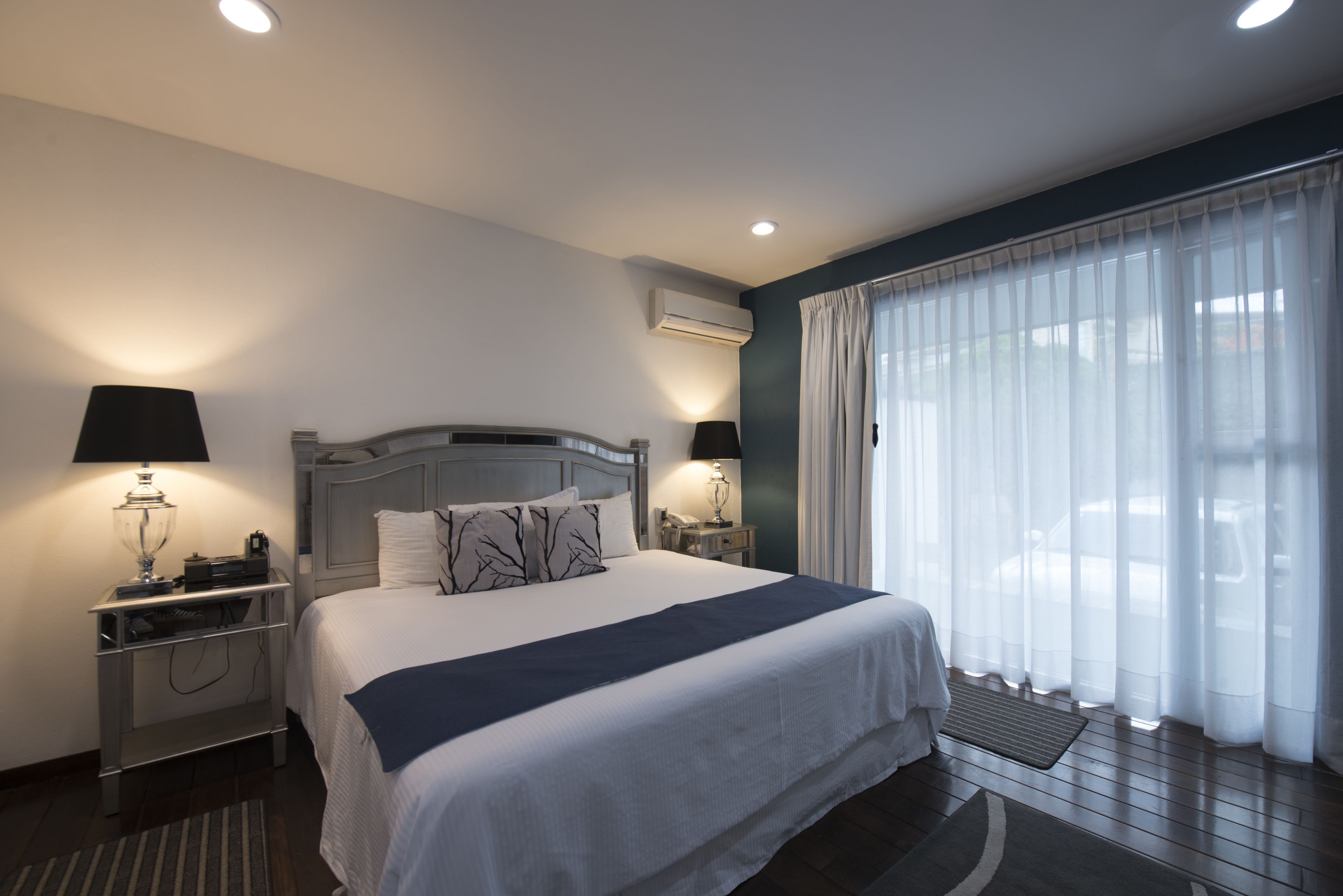 grand room | 1 bedroom, premium bedding, down duvets, pillow-top beds