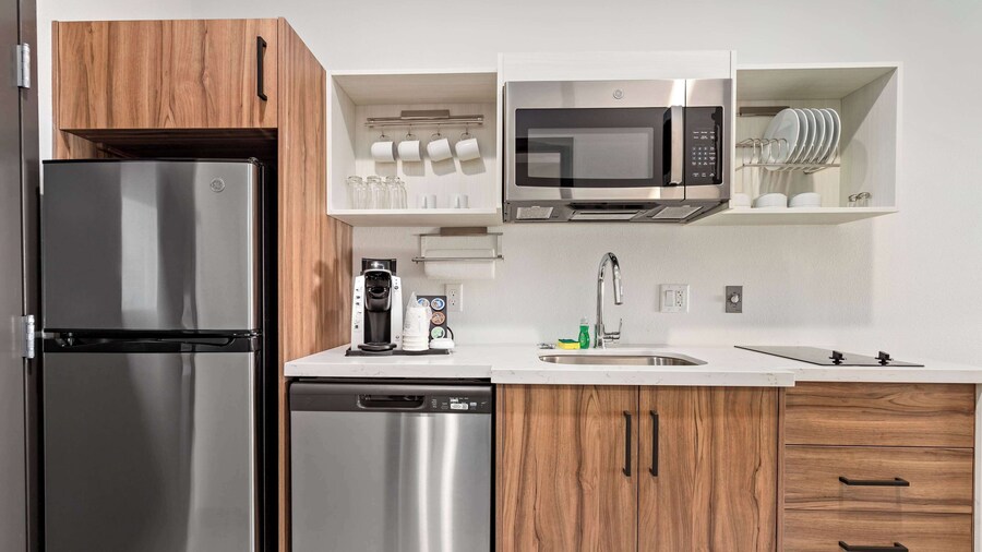 Hawthorn Extended Stay by Wyndham Port Arthur