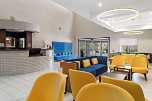 Free daily buffet breakfast - Hawthorn Extended Stay by Wyndham Port Arthur (Port Arthur)