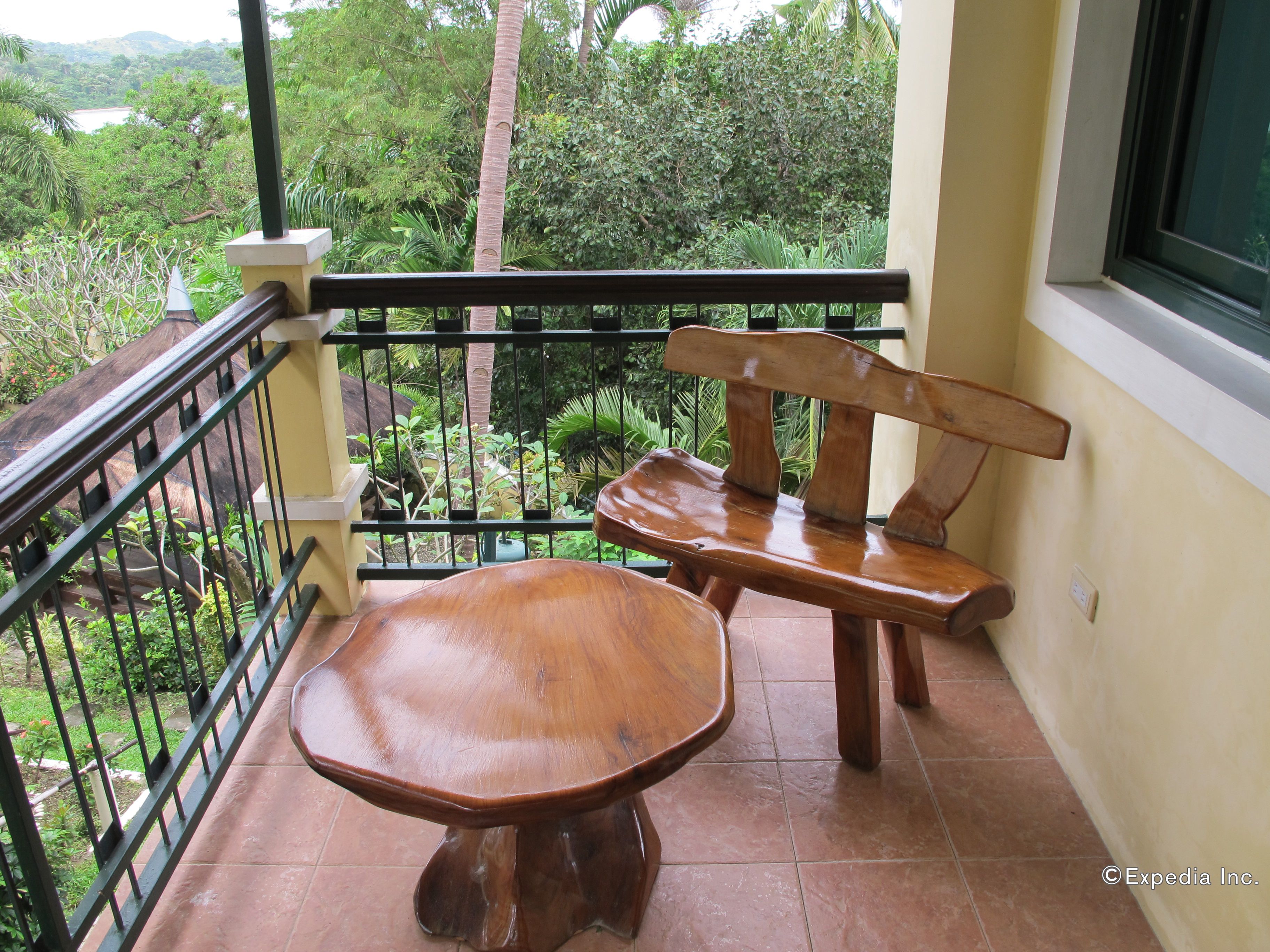 ocean garden house | balcony