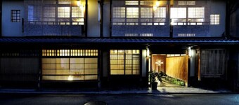 Traditional Kyoto Inn serving Kyoto cuisine IZUYASU