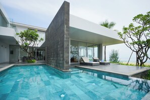 Eigener Pool