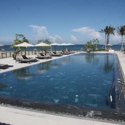 Private beach, white sand, sun-loungers, beach umbrellas