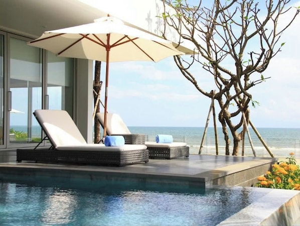 5 Bedrooms Luxury Villa with Sea View | Private pool