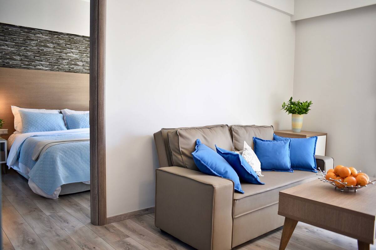 Suite, Sea View (Meliti)