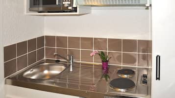 Classic Studio | Private kitchenette