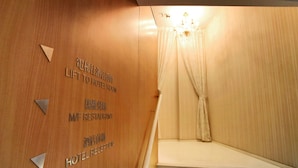 Unclassified image, 3 of 39, button - Bridal Tea House Hotel Tai Kok Tsui Anchor Street (Kowloon)