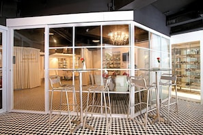 Breakfast served  - Bridal Tea House Hotel Tai Kok Tsui Anchor Street (Kowloon)