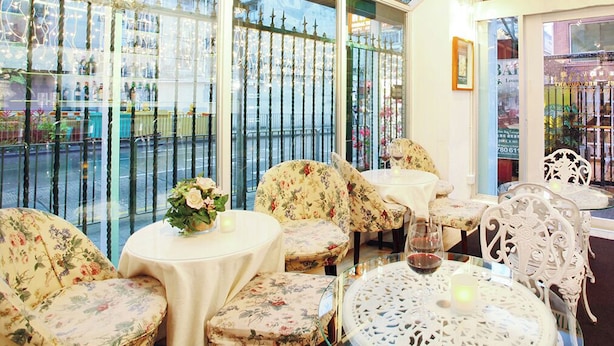 Unclassified image, 1 of 39, button - Bridal Tea House Hotel Tai Kok Tsui Anchor Street (Kowloon)