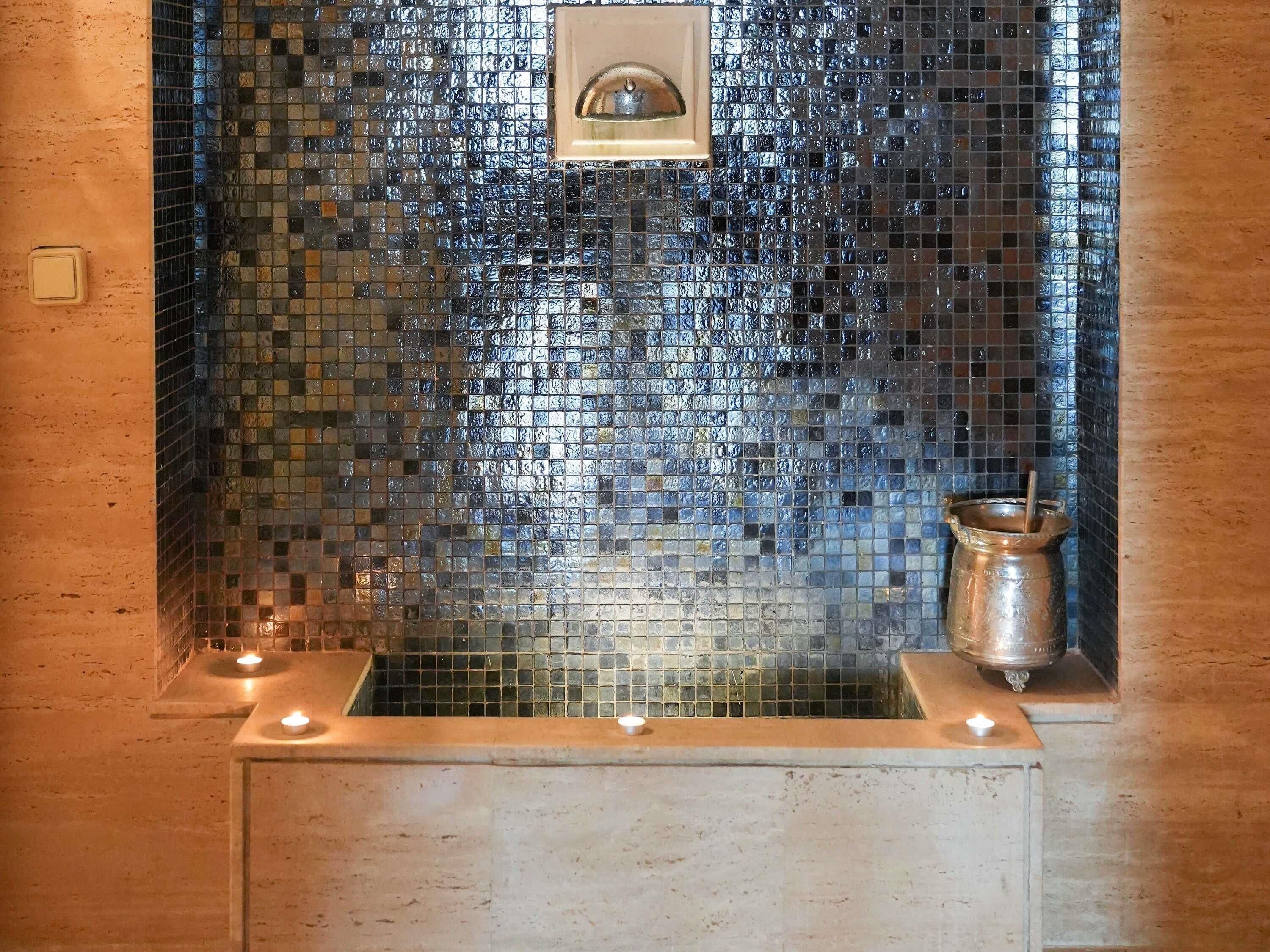 turkish bath/hammam, body treatments, aromatherapy, body wraps