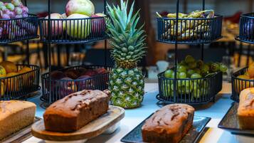 Café da manhã com buffet todos os dias mediante uma taxa