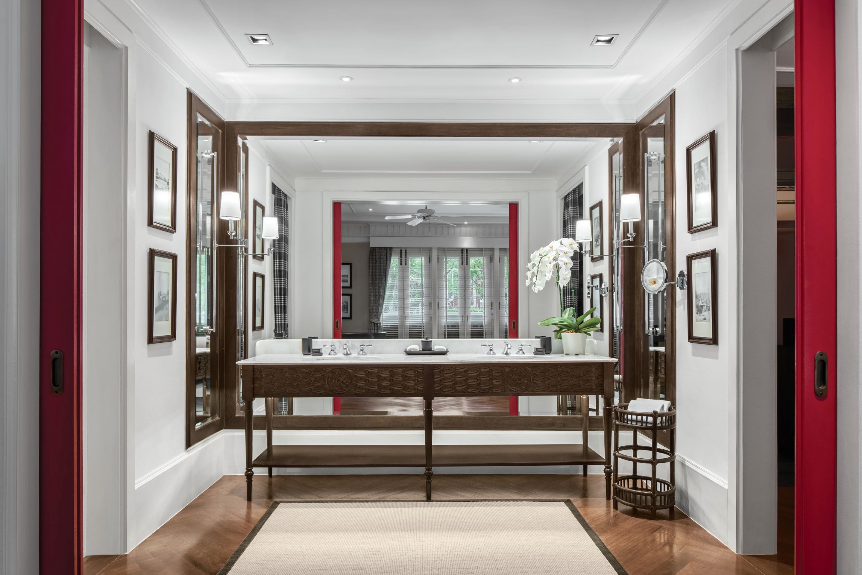 1 bedroom, premium bedding, minibar, in-room safe