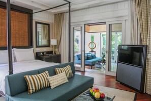 Ropa de cama de alta calidad y minibar 