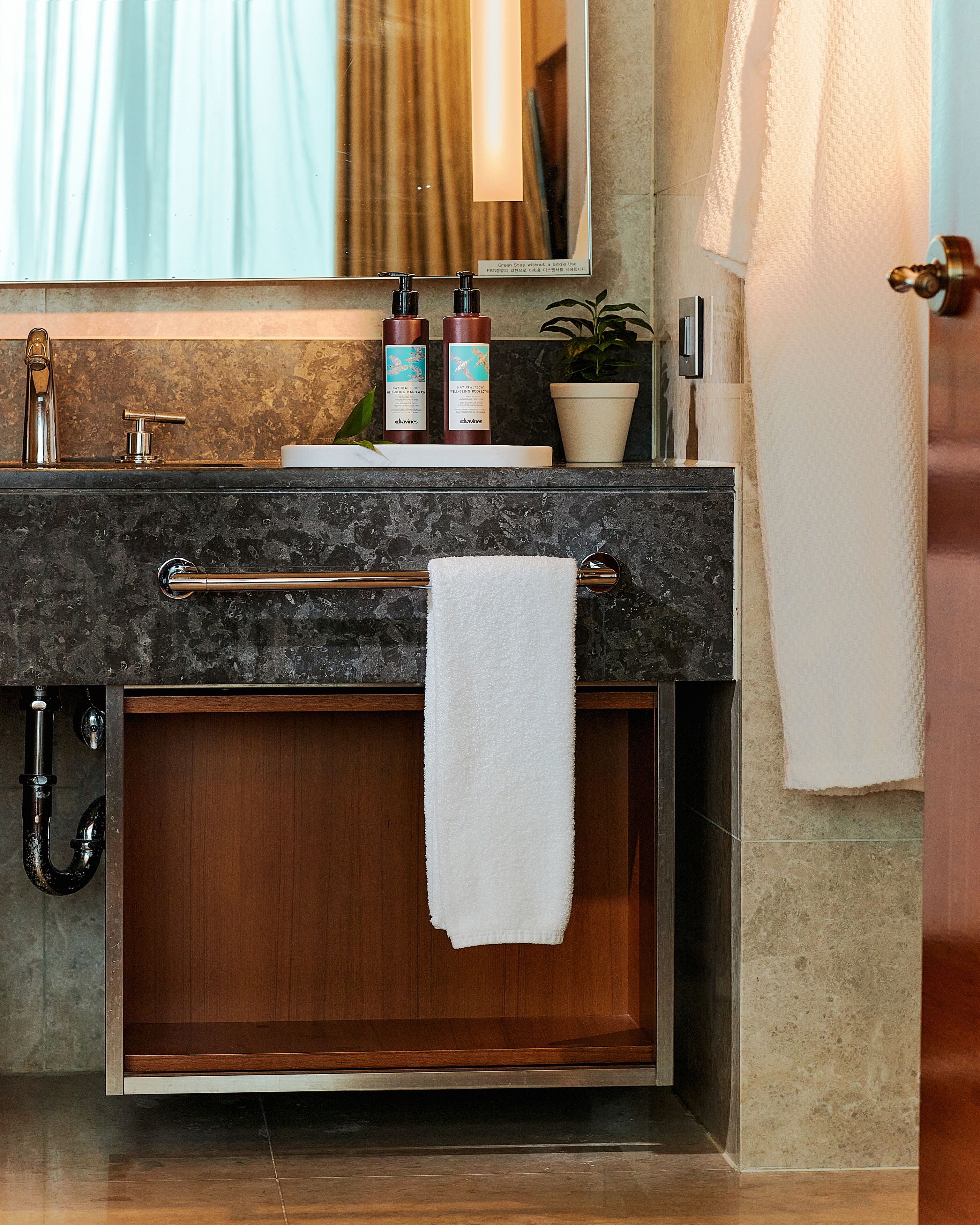 bathtub, deep-soaking bathtub, hair dryer, bathrobes