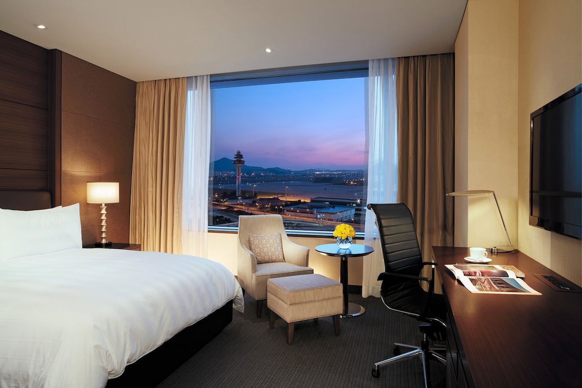 Down duvets, memory-foam beds, in-room safe, desk