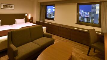 Down duvets, in-room safe, blackout curtains, iron/ironing board