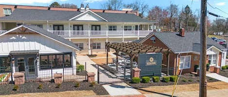 Façade de lâhĂ©bergement