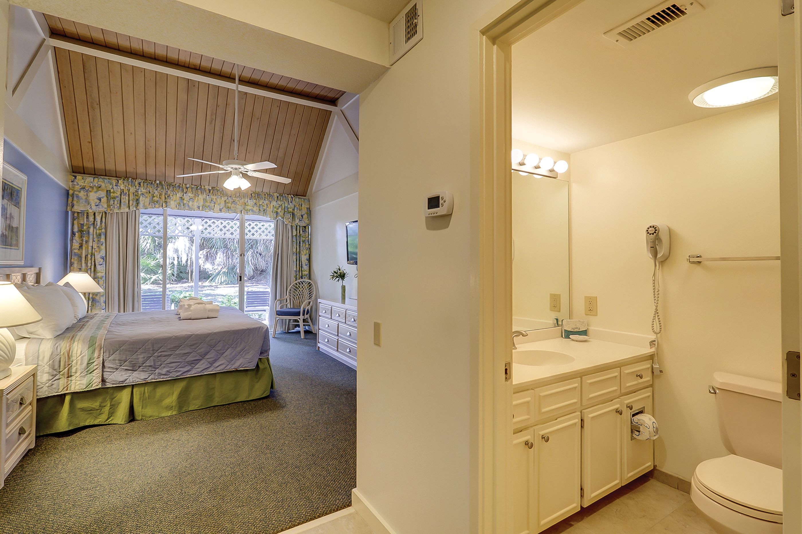 basic villa | 1 bedroom, iron/ironing board, free wifi, bed sheets