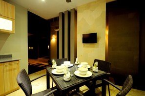 大冰箱、微波炉、炉灶、茶具/咖啡用具