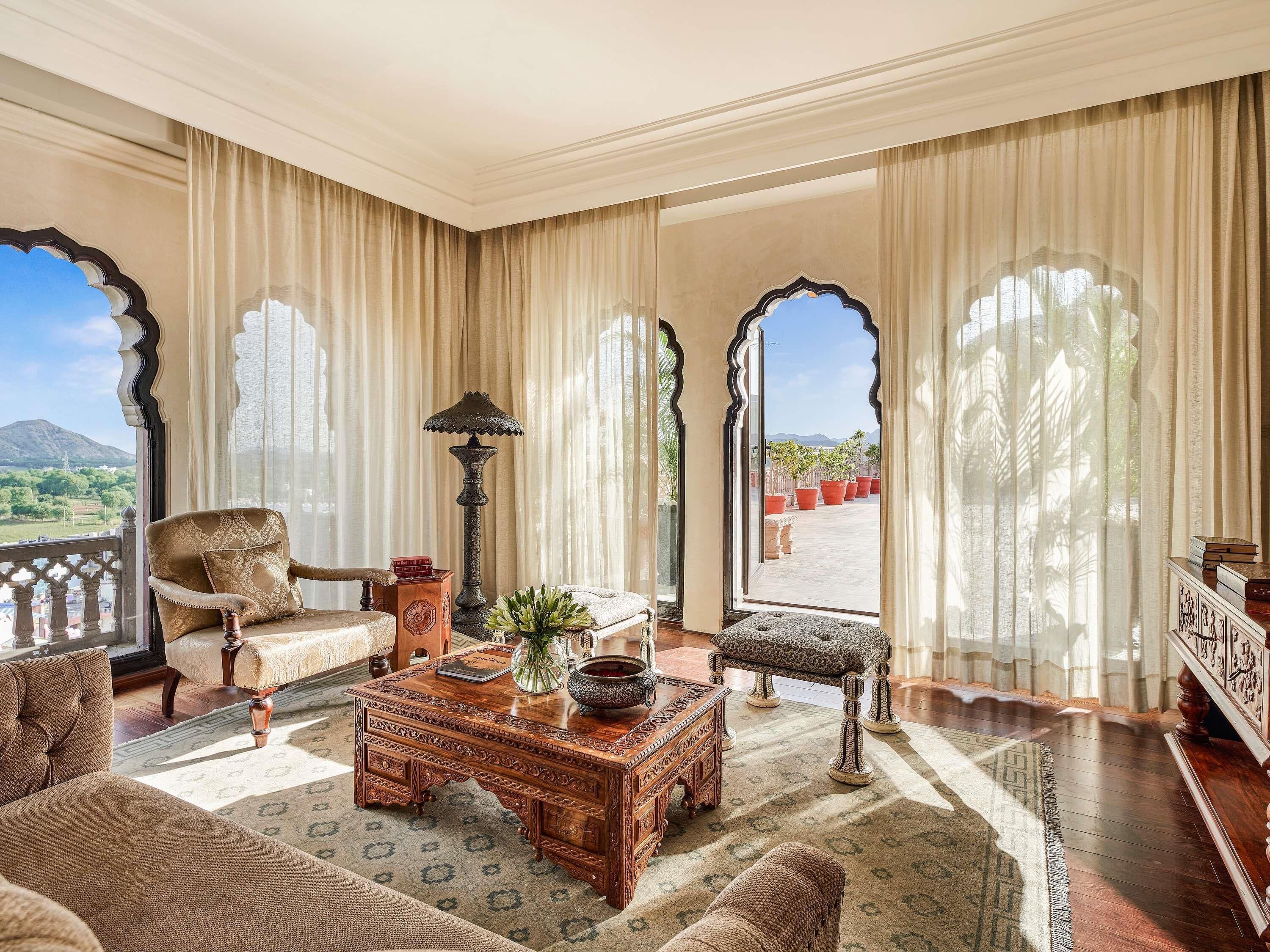 Suite, 1 King Bed with Sofa bed, Terrace | Premium bedding, pillowtop beds, minibar, in-room safe