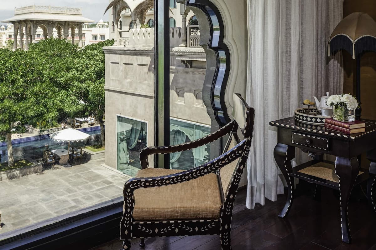 Fairmont Gold, Twin Room, 2 Double Beds | Premium bedding, pillowtop beds, minibar, in-room safe