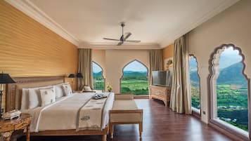 1 bedroom, premium bedding, pillowtop beds, minibar