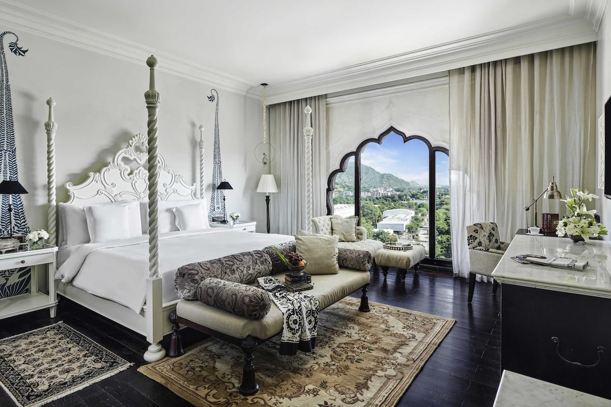 1 soveværelse, premium-sengetøj, senge med topmadrasser, minibar