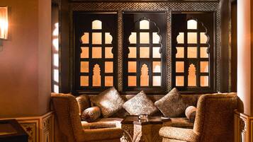 2 間酒吧/酒廊、大堂酒廊