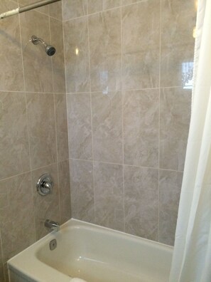 Douche de la salle de bain