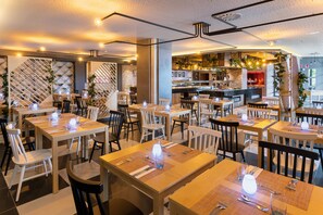 5 restauranter: frokost, lunsj og middag serveres