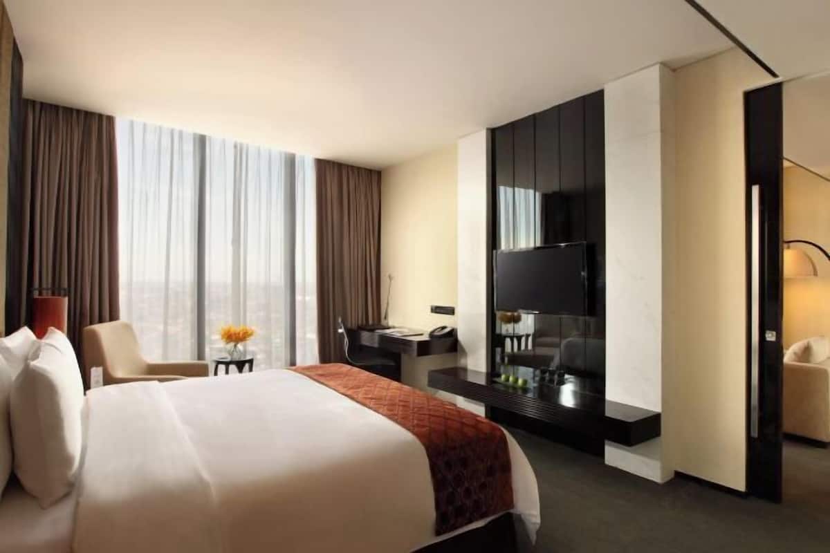 1 bedroom, minibar, in-room safe, desk