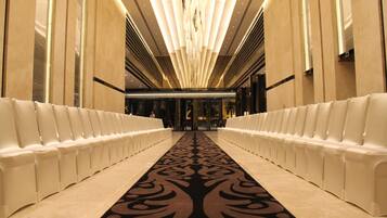 Pintu masuk interior