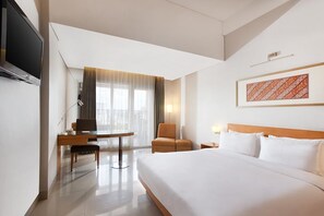 Premium bedding, in-room safe, desk, rollaway beds