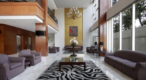 Hotel Santika Jemursari Surabaya