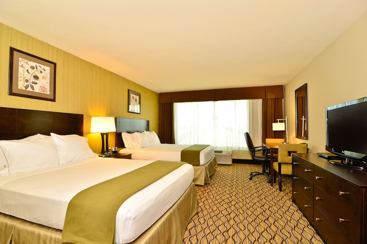 In-room safe, desk, laptop workspace, blackout drapes