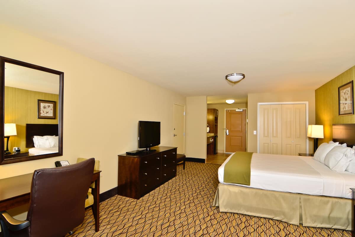 In-room safe, desk, laptop workspace, blackout drapes