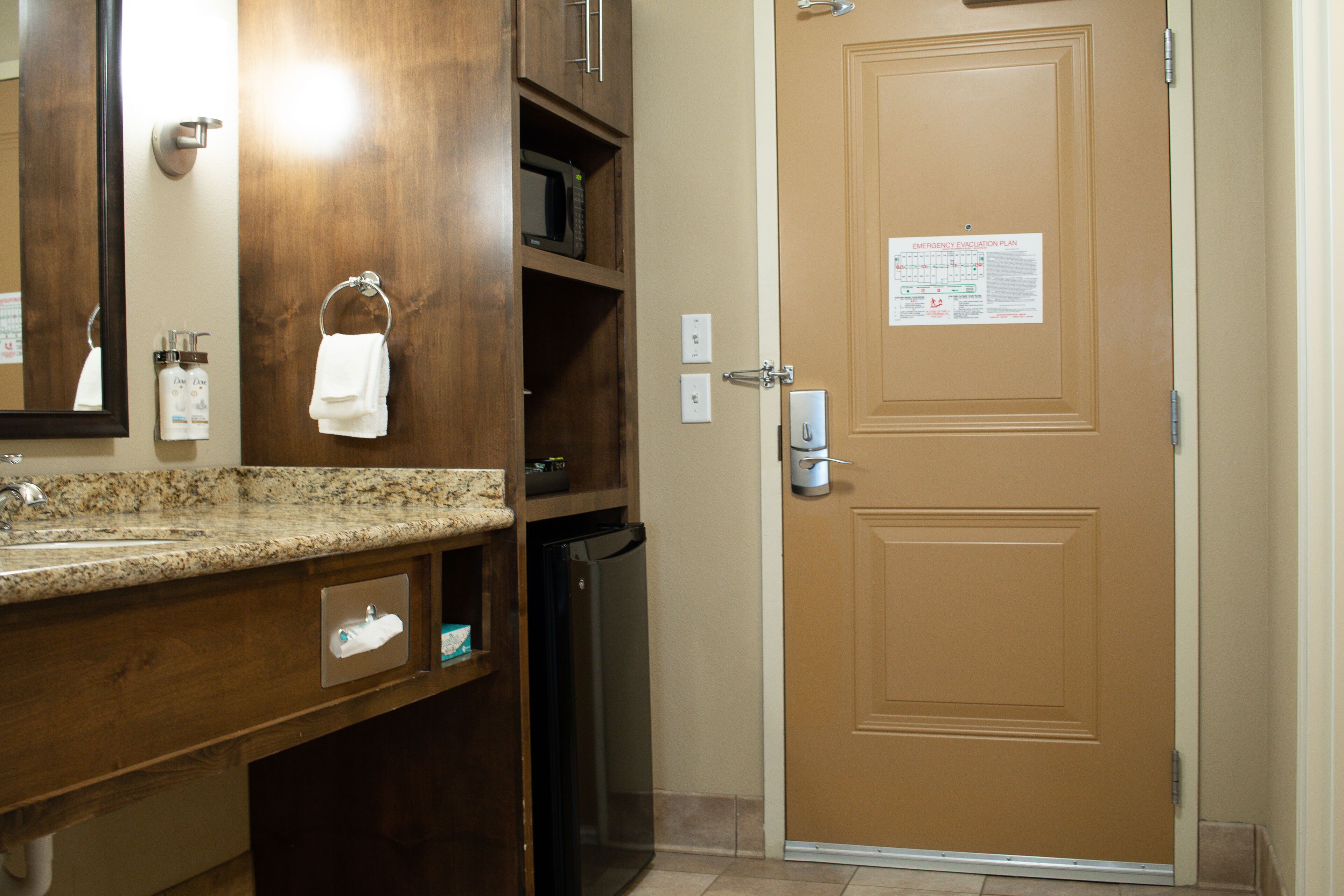 standard room, 2 queen beds | bathroom | combined shower/bathtub, free toiletries, hair dryer, towels