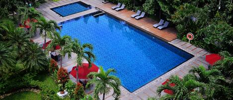 Outdoor pool, pool umbrellas