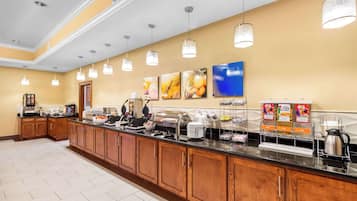 Petit déjeuner buffet compris tous les jours