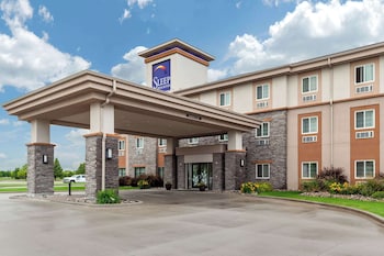 Sleep Inn & Suites Grand Forks Near Alerus Center
