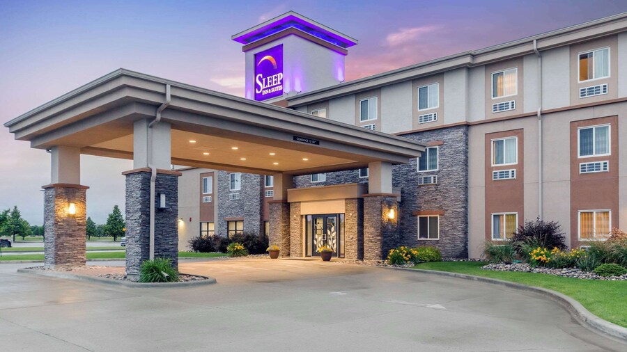Sleep Inn & Suites Grand Forks Near Alerus Center