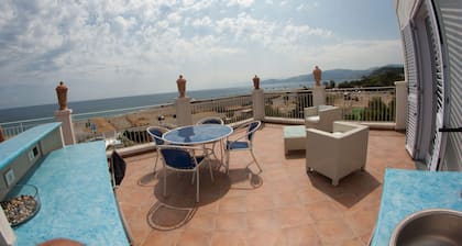 Yachting Club Mare