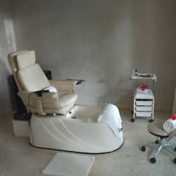 Sauna, Turkish bath/hammam, body treatments, hydrotherapy, body wraps