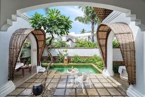 Deluxe Villa, 1 King Bed | Minibar, in-room safe, desk, laptop workspace - Taj Bekal Resort & Spa, Kerala (Hosdurg)