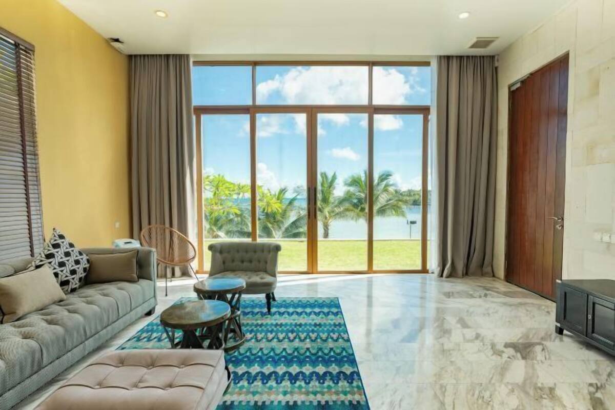 Área de sala de estar | Televisión LCD de 40 pulgadas con canales vía satélite y televisión